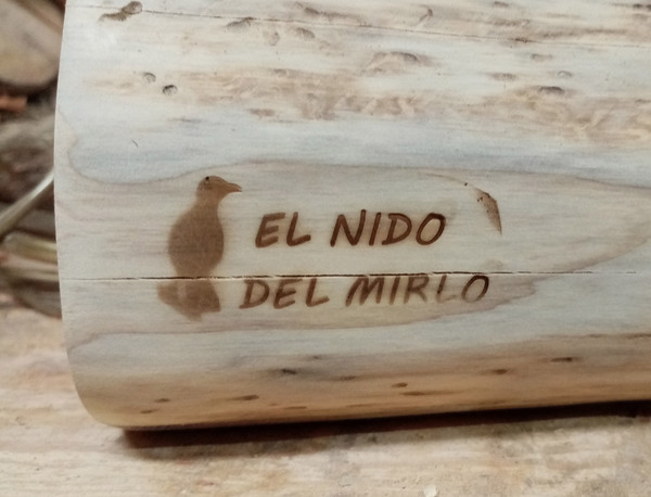 Sello El Nido del Mirlo